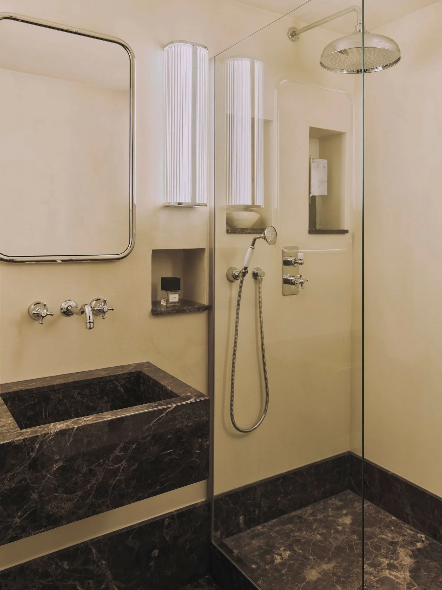 Image may contain Indoors Bathroom Room Shower and Shower Faucet