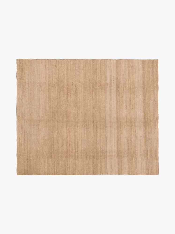 Rectangular jute rug.
