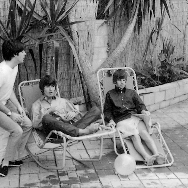 24 Photos of The Beatles at Home