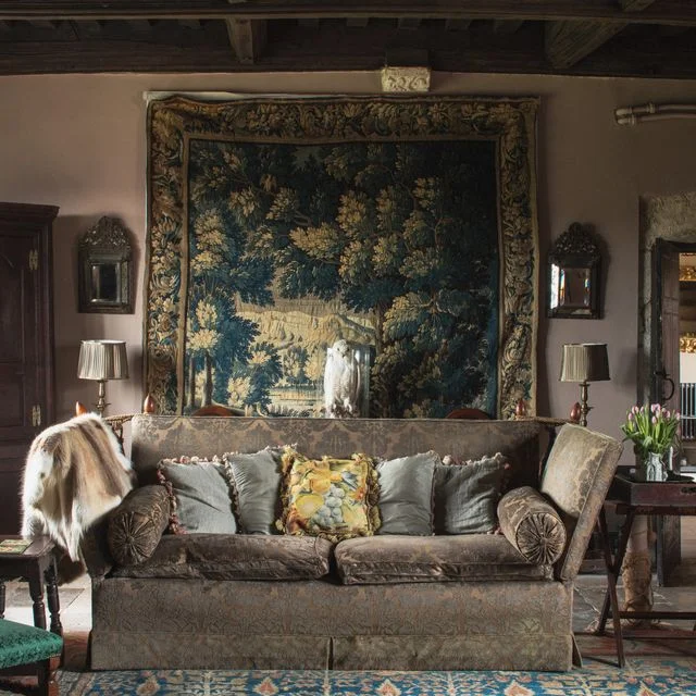 17 Living Room Wall Decor Ideas&-From Allover Tile to Aquatic Accents&-That Add the Perfect Finishing Touch