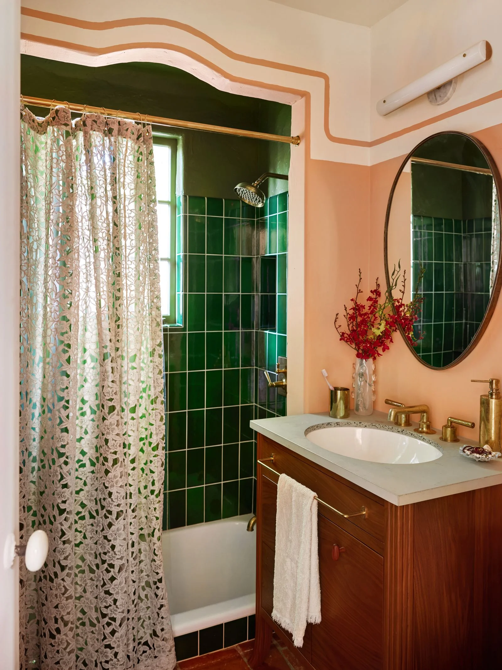 Image may contain Bathroom Indoors Room Shower Faucet Sink Bathing and Sink Faucet