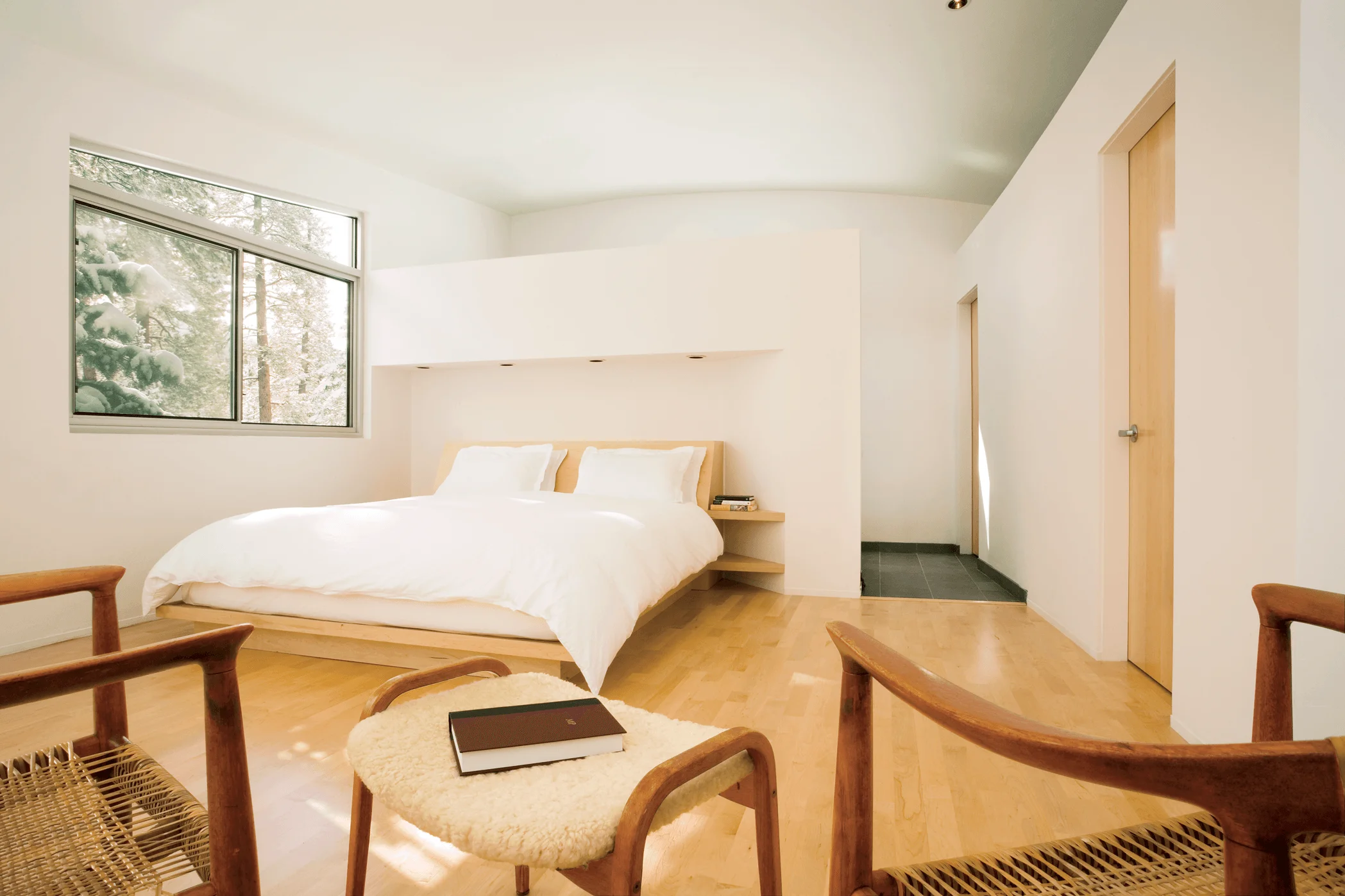 8 Fluffiest Duvet Inserts for Year-Round Comfort (2026)