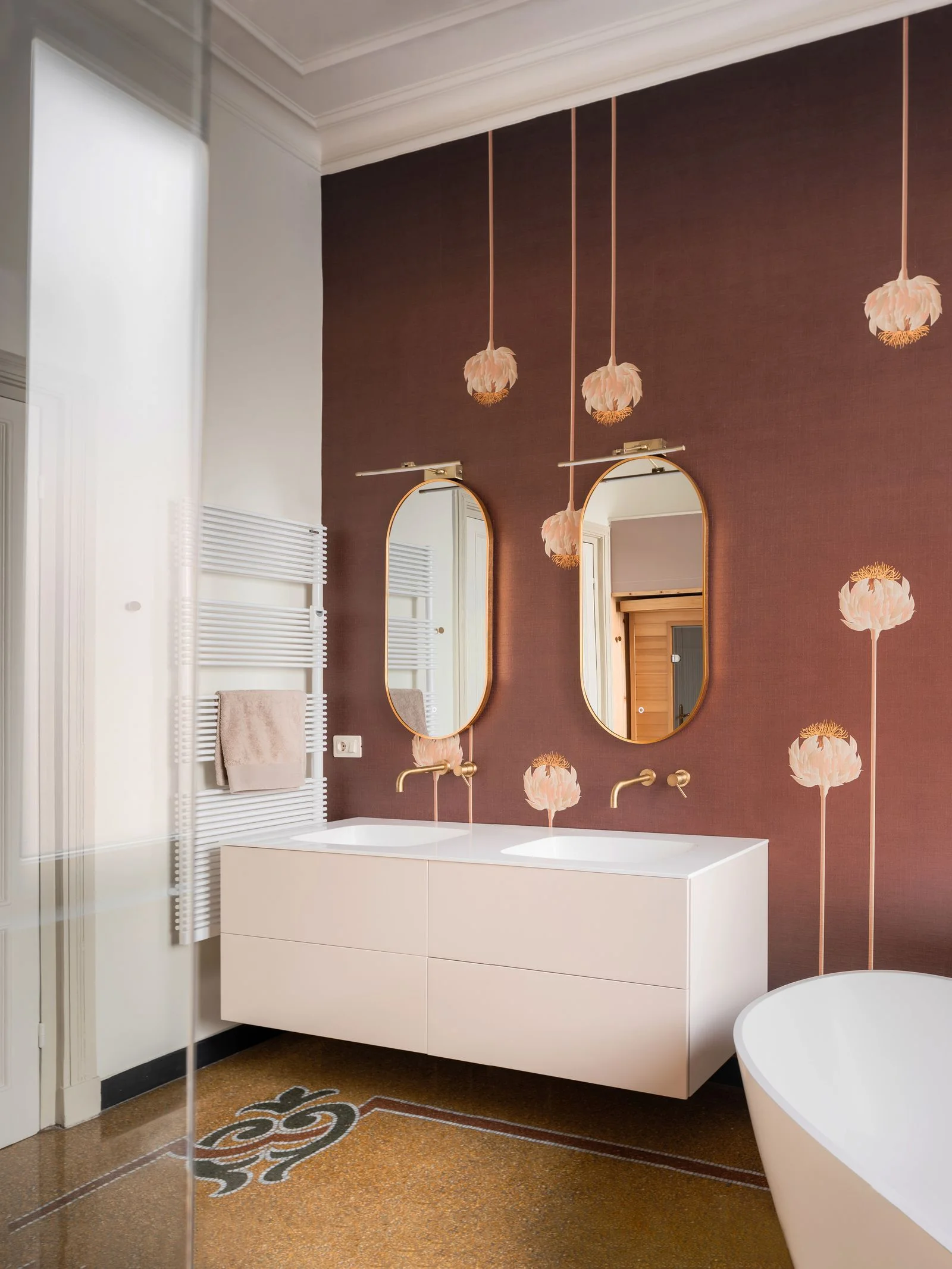 bagno rosa carta da parati in bagno