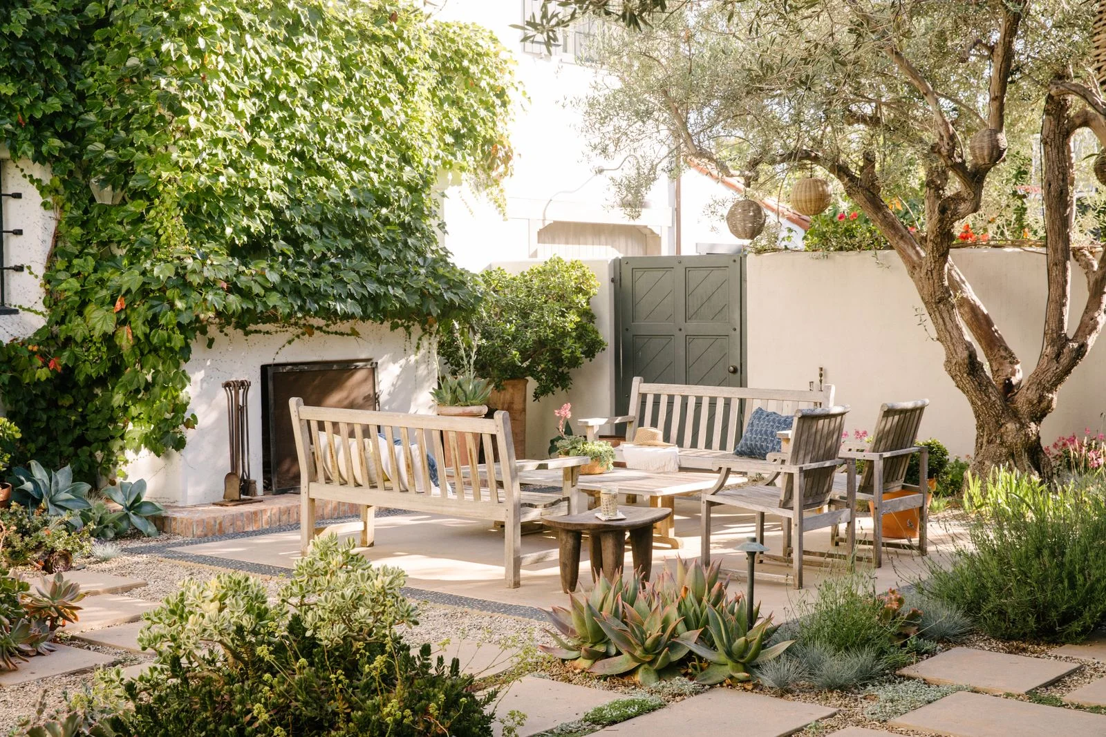 A lush outdoor sanctuary in a Brentwood Los Angeles residence. Endemic beds of Elfin Thyme were planted as floor runners...