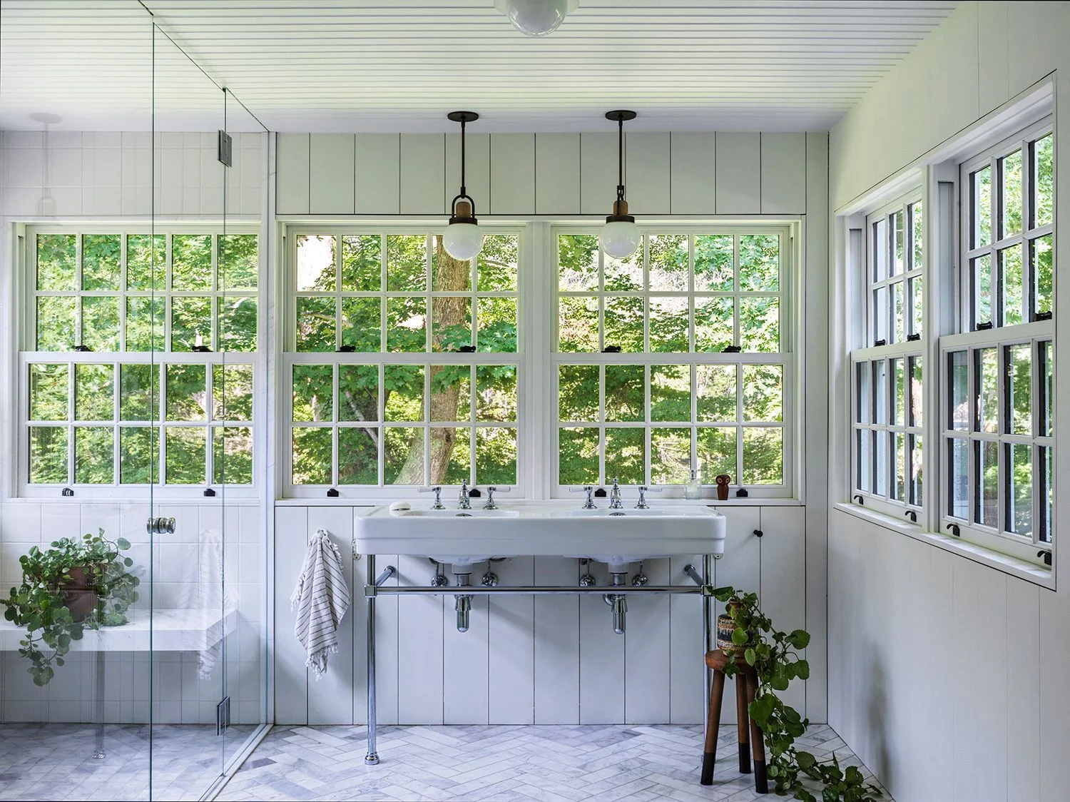 16 Best Bathroom Vanities That Make a Splash (2026)