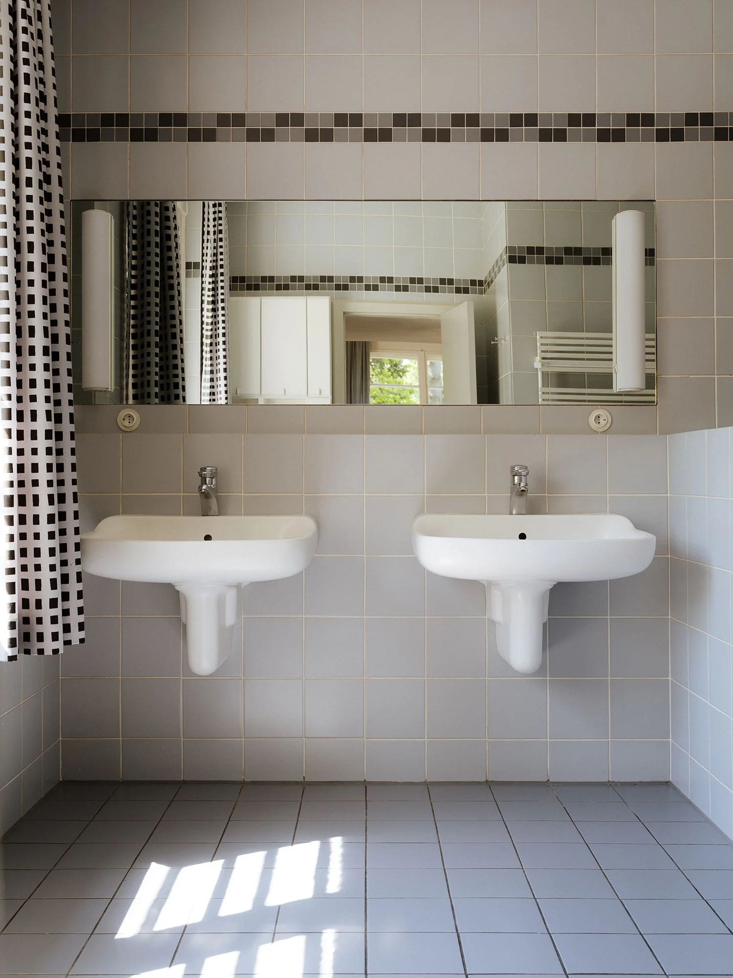 Eines der drei Badezimmer im Haus Otte verteilt auf den ersten Stock und das Dachgeschoss.