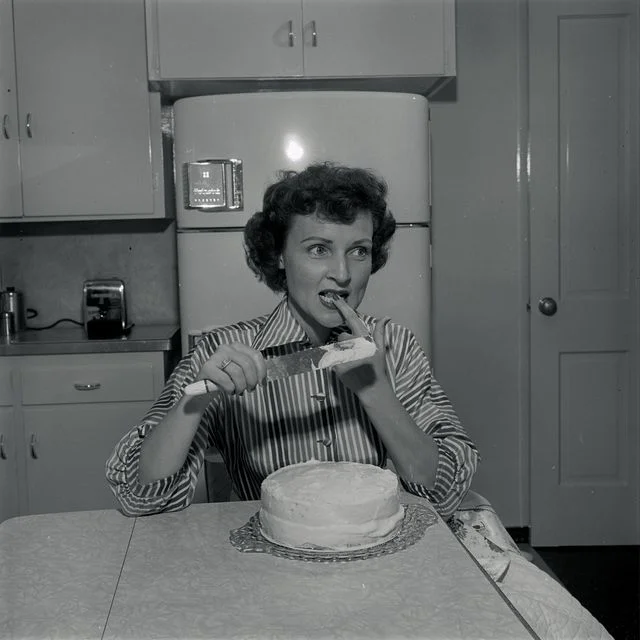 Betty White at Home: 15 Images of the Golden Girl’s Life Off-Screen