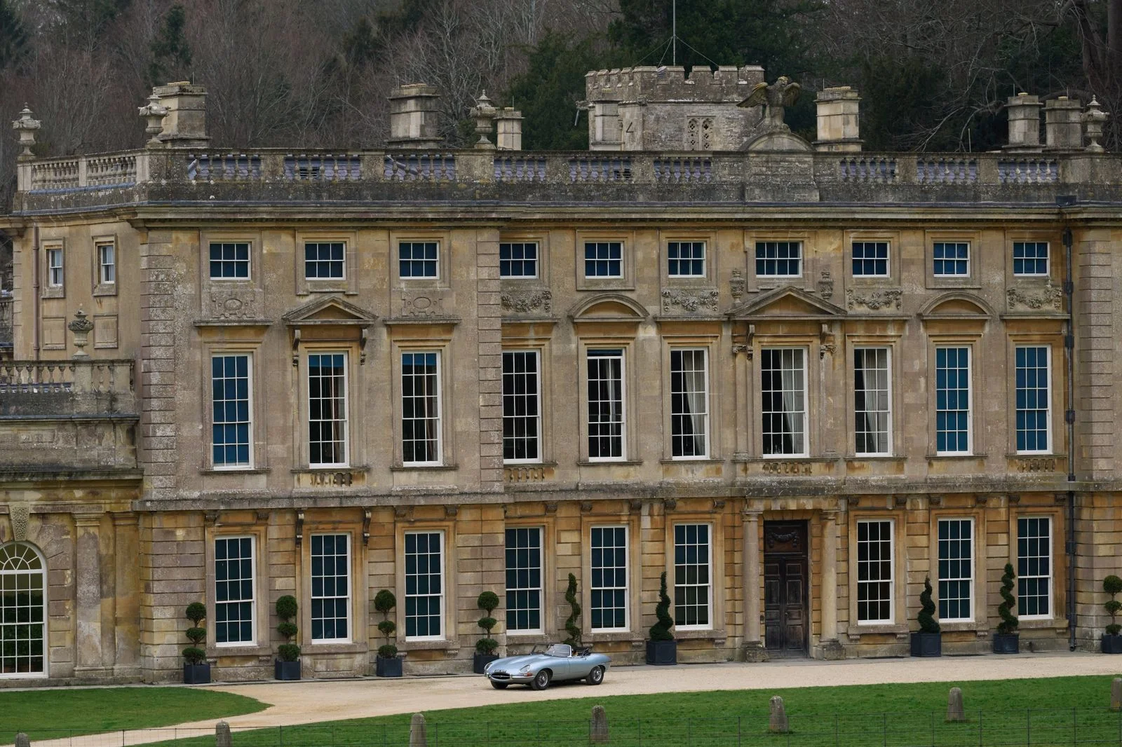 Image may contain Architecture Building Housing Plant Car Transportation Vehicle House and Manor