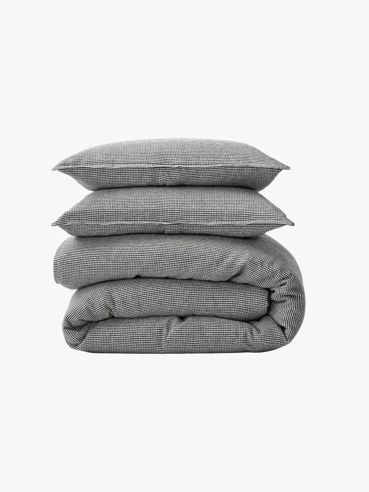 Black and white gingham sheet set